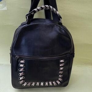Vittoria Napoli Distressed Leather Black Backpack with Braided Handle